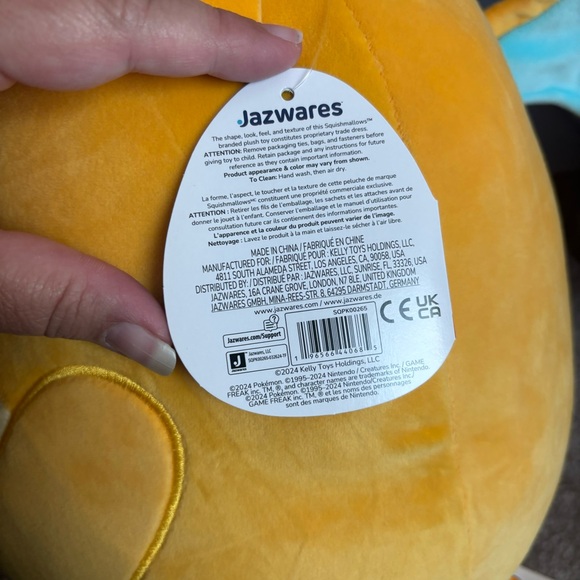 Squishmallows Dargonite Pokemon - Picture 3 of 5